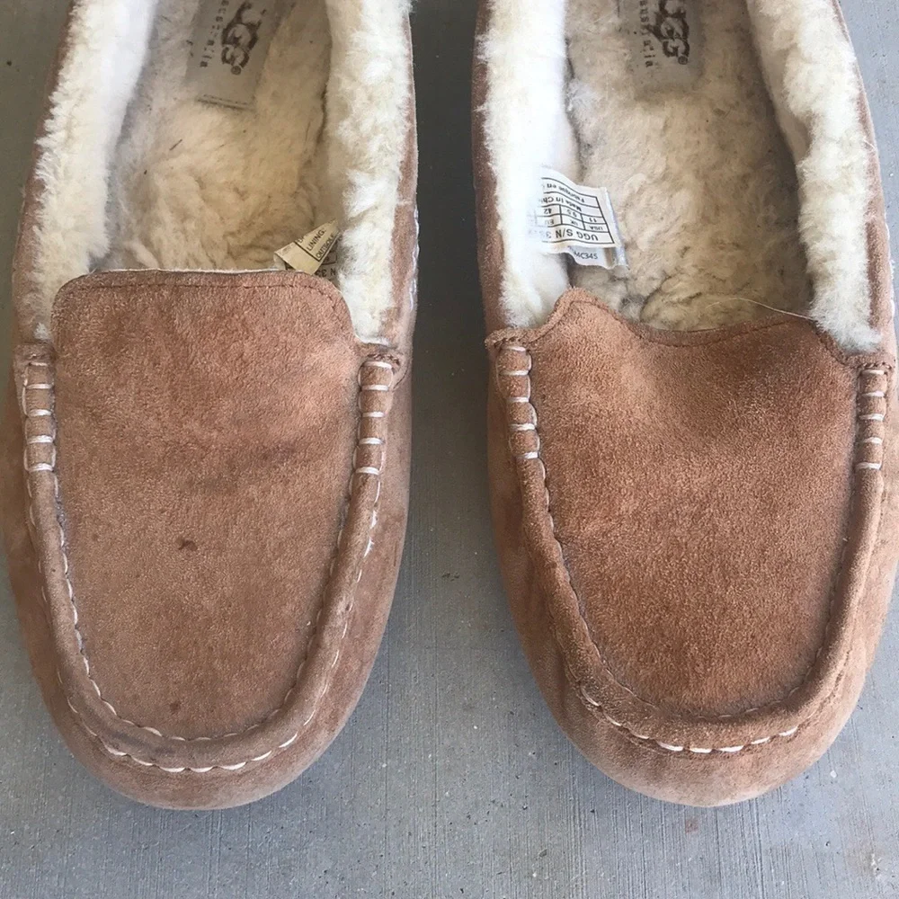 UGG Men’s Ascot Slipper Chestnut Shearling Lined
